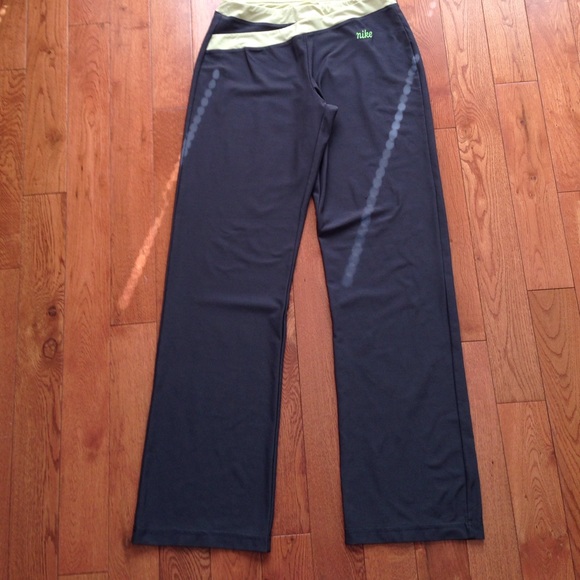 Women's Nike workout pants
