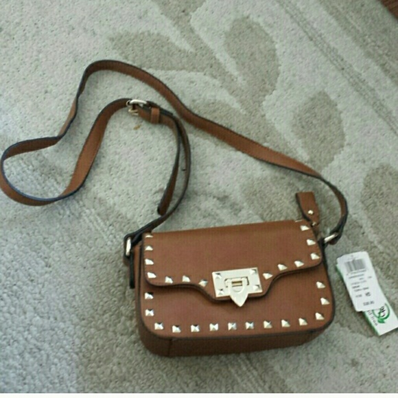 Tan crossover bag