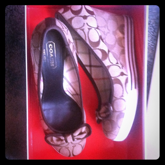 Coach shoes Got to have!!!