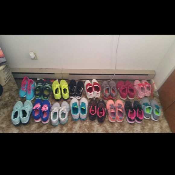 Help some of my beautiful sneakers find a home!!!! - Picture 1 of 4