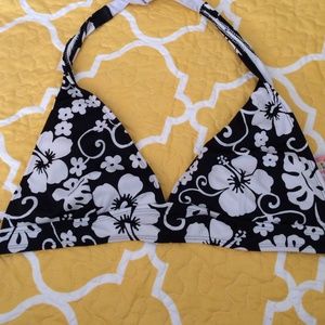 Black and white bikini top.