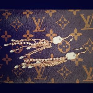 Dangling chain earrings