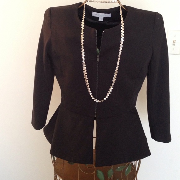 Fit and flair black zip up blazer