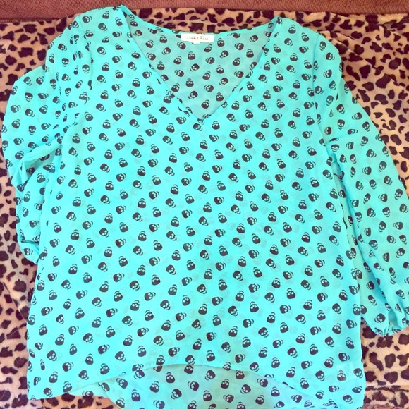 Turquoise Skull Sheer Quarter Sleeve