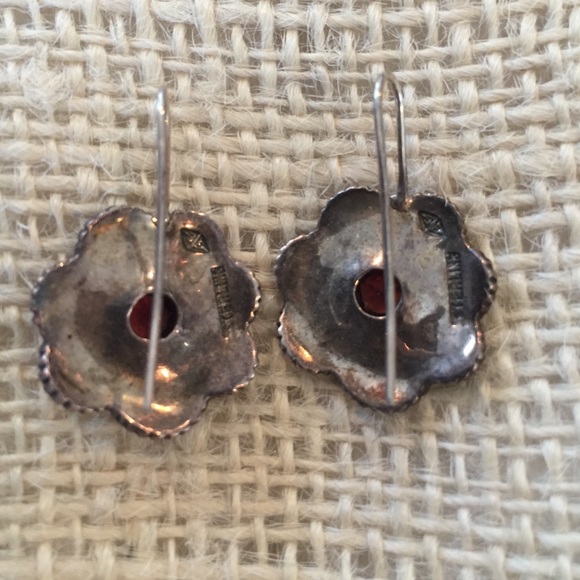 Unavailable. - Picture 3 of 4