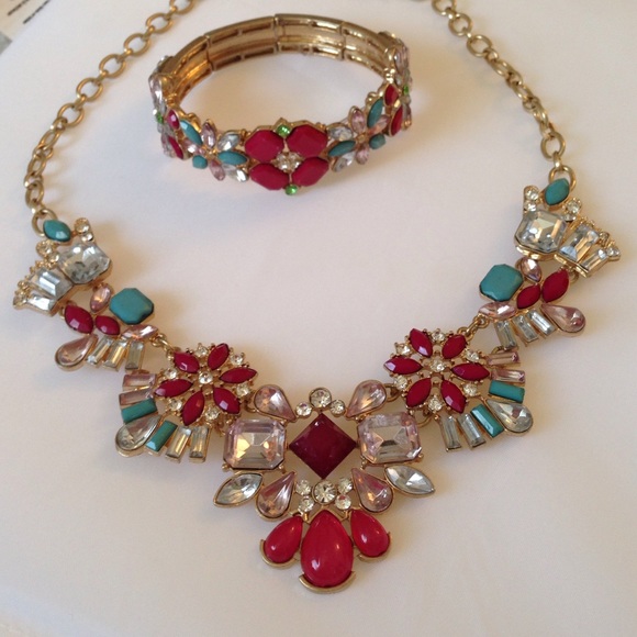 Gorgeous necklace and matching bracelet - Picture 4 of 4