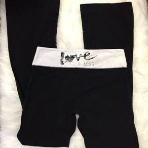 Black express yoga pants