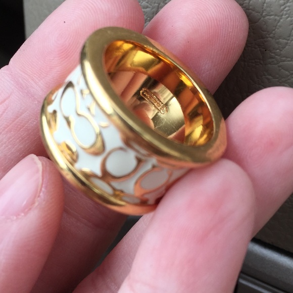 SOLD!!! In bundle Coach ring - Picture 4 of 4
