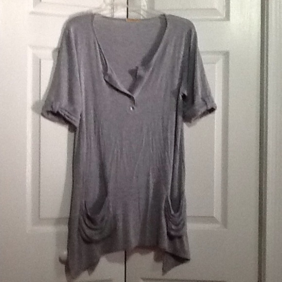 Gray t-shirt