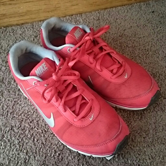 NIKE AIR TOTAL CORE TRAINING SHOES - Picture 3 of 3