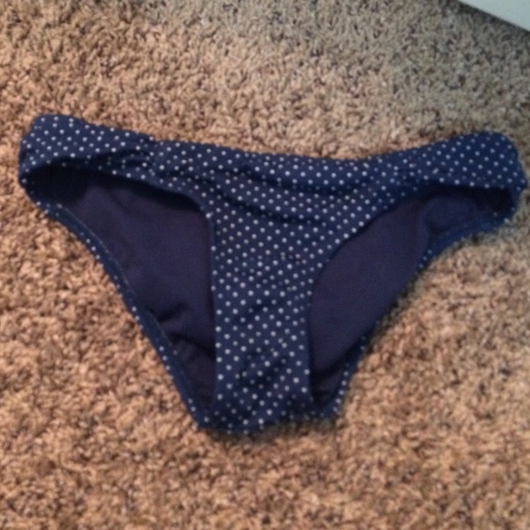 extra small bikini bottoms. - Picture 1 of 2