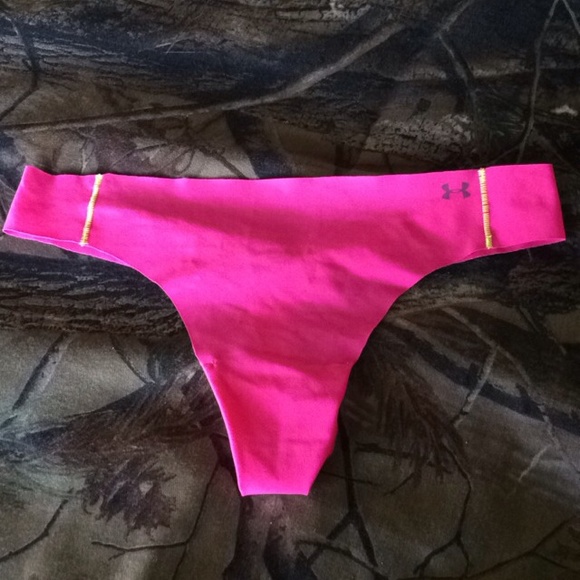 Women's under armour thongs