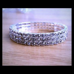 Women Designer style crystal clear stone Bracelet