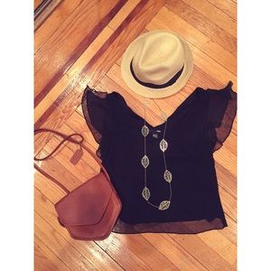 ‼️Cropped Flutter Sleeve Blouse Final Price Drop‼️