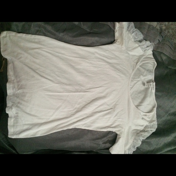 White shirt with lace sleeves buy 1 get 4 free