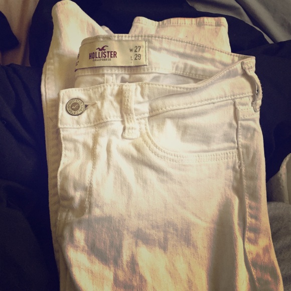 White hollister jeans