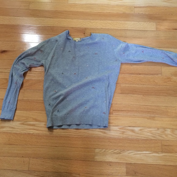 Vera Wang Sweater - Picture 1 of 2