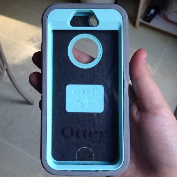 ‼️Brand new Teal and Grey OtterBox‼️