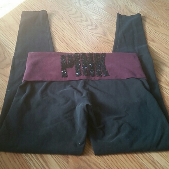 Bundled Victoria Secret yoga pants with shirt.