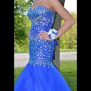 Size 0 corset back blue prom dress
