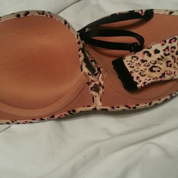 Bombshell Bra - Picture 2 of 4