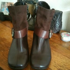 SALE✔Bare Traps Booties👢👢👢