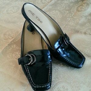 NEW Listing ☆☆ 9M Patent Leather Mules ( Me Too )