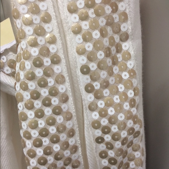 💎Cream scarf with Gold & White Sequin💎 - Picture 3 of 3