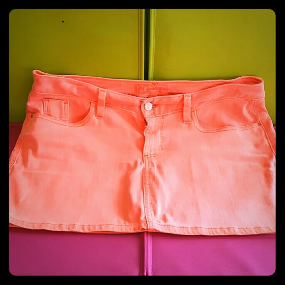 Short skirt Guess