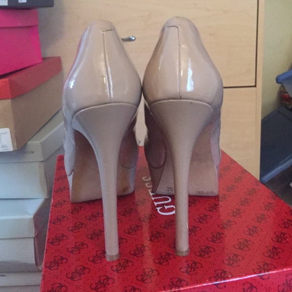 Shoes - Picture 2 of 3