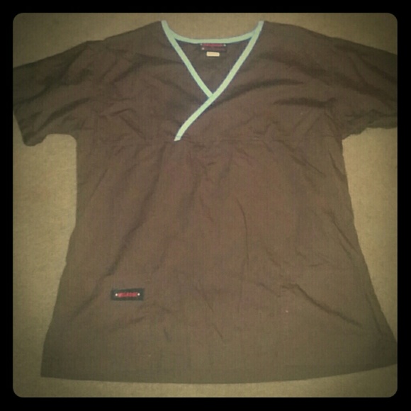 Scrub top