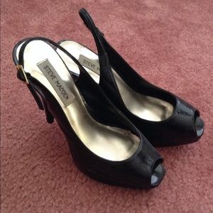 Black Peep Toe Heels!