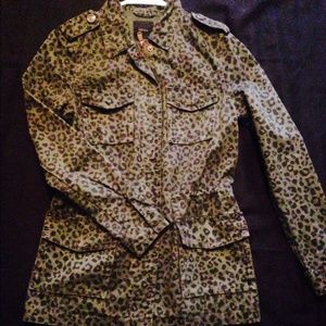 Cheetah print army green jacket