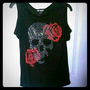 NWOT Skull and  roses cold shoulder top