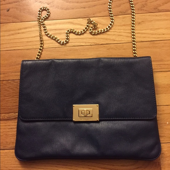 SALE! Michael Kors Sloan Oversize Clutch w/ Chain - Picture 1 of 4