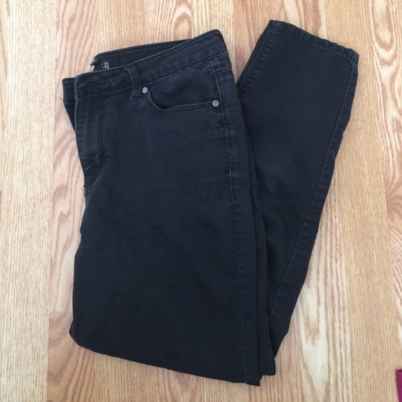 ✅ High waist black skinny crops