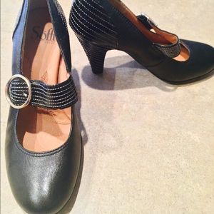 Soft comfort shoes size 6 brand new