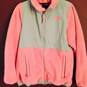 bubble gum pink north face
