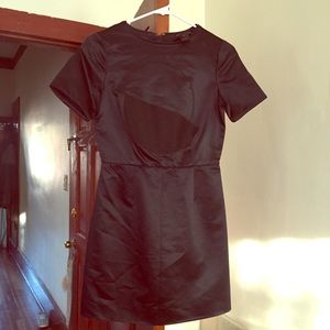 Marc Jacobs little black dress 😍