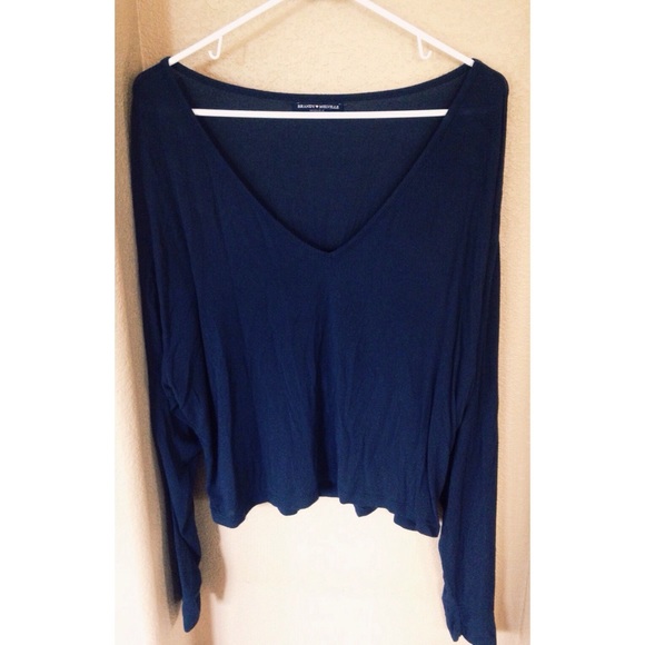 Brandy Melville navy long sleeve
