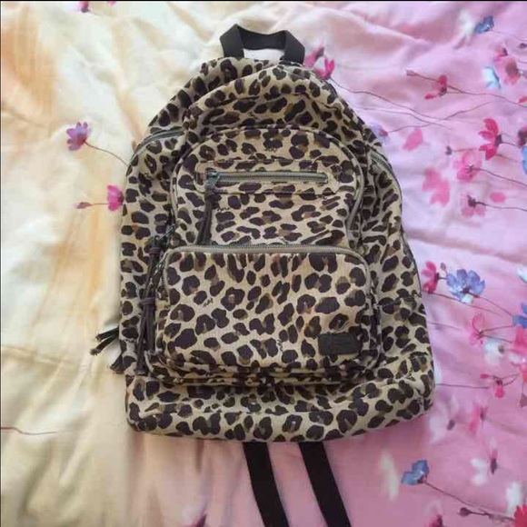 Aéropostale leopard printed backpack