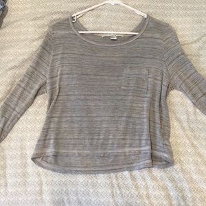 Grey crop tee with gold stripes