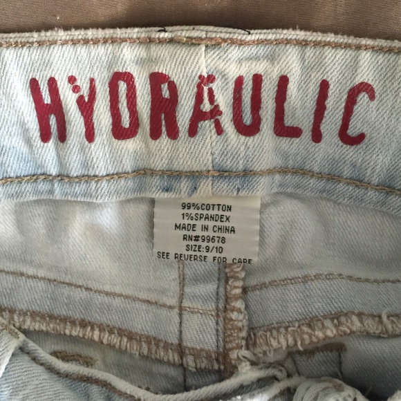 Hydraulic Jean shorts - Picture 3 of 3