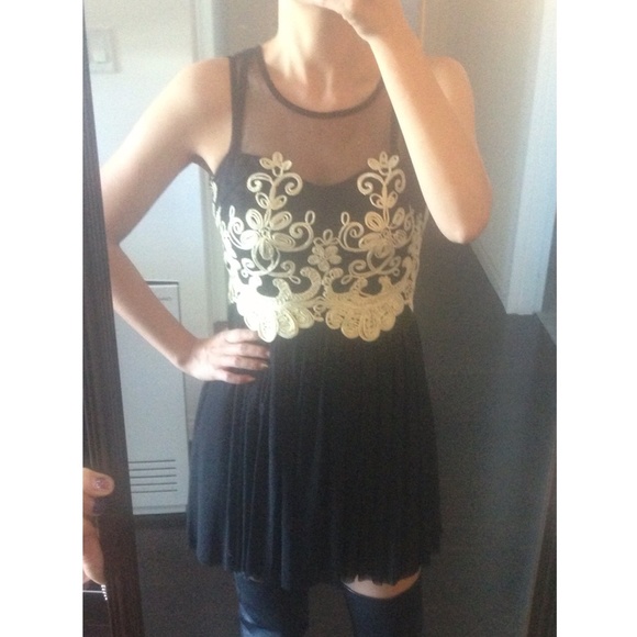 🎉Final Sale🎉Beautiful dress from LF!