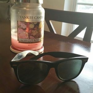 Vintage 1970's Raybans