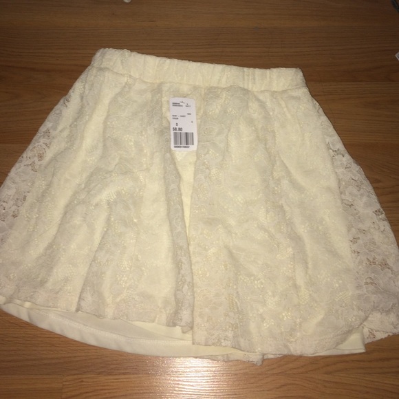 White lace skirt