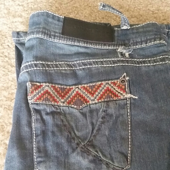 Distressed Jeans - Picture 2 of 3
