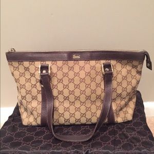 GUCCI Gg Canvas Monogram Medium Abbey D-ring Tote