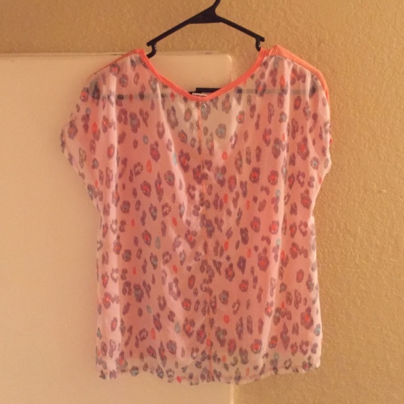 Empire Cheetah Top - Picture 2 of 2