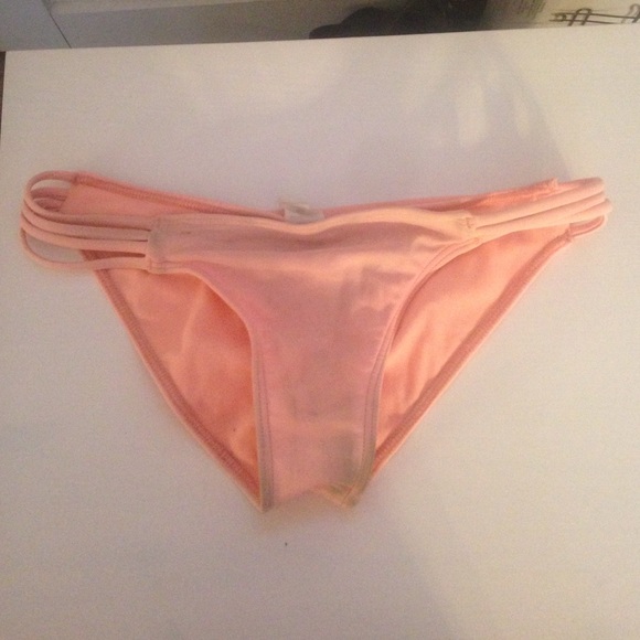 Bikini bottoms